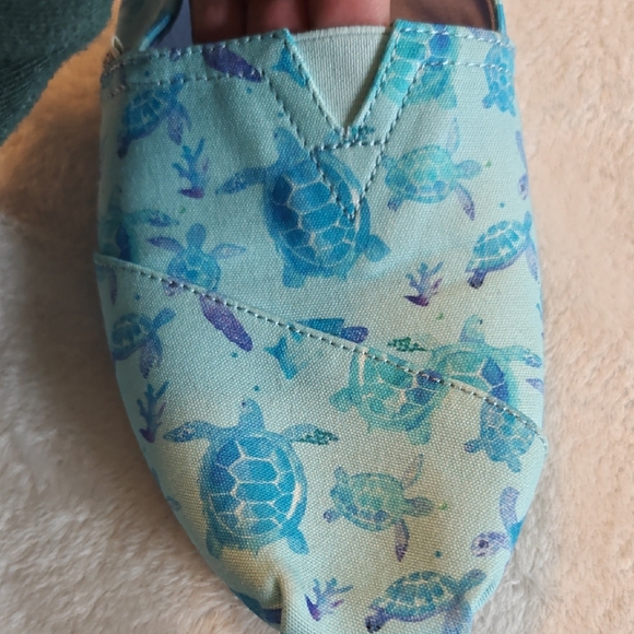 TOMS Blue and Green Slip-Ons - Picture 4 of 5